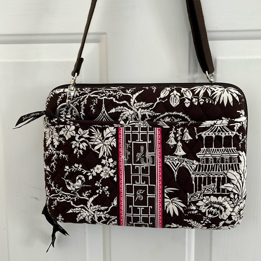 Vera Bradley hard shell mini laptop/iPad case in Imperial Toile